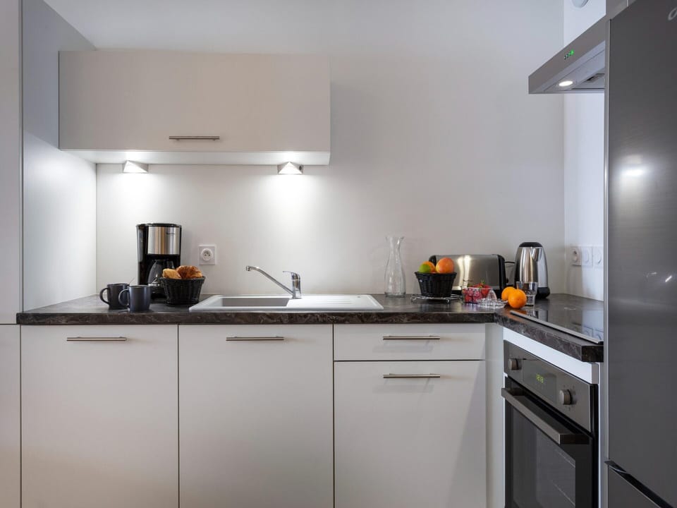 Apartment | Private kitchen | Highchair