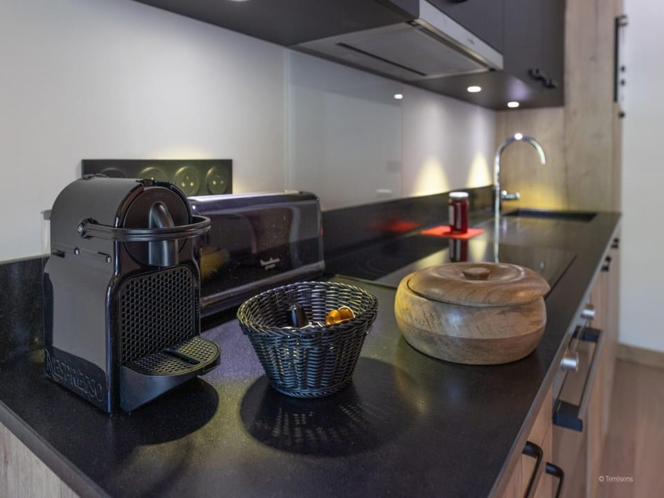 Apartment | Private kitchen | Highchair
