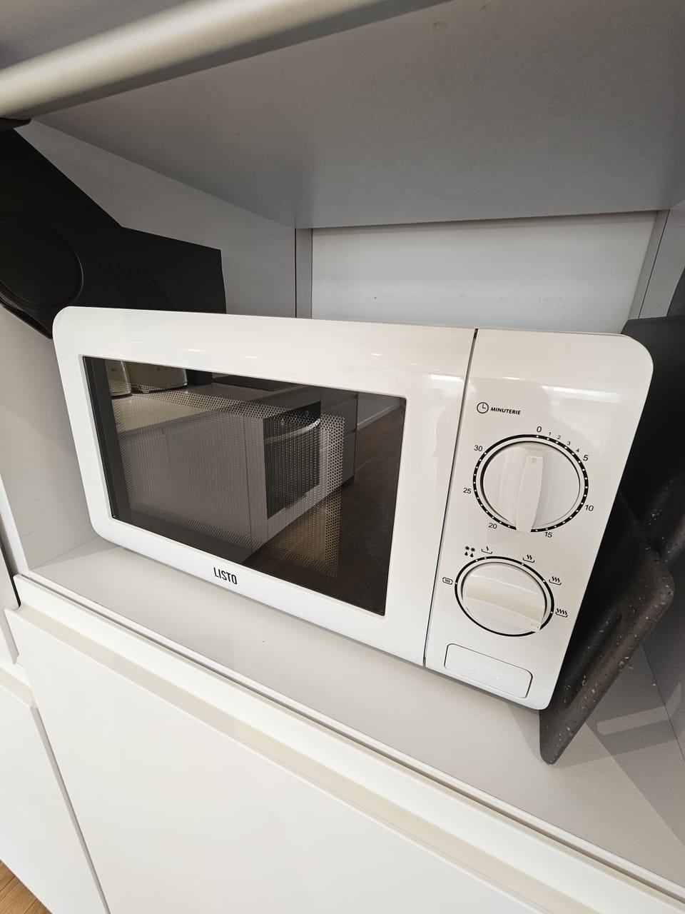 Microwave