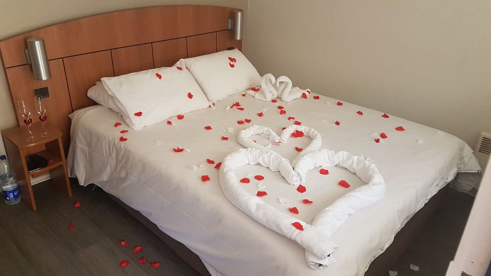 Premium bedding, individually decorated, individually furnished, desk