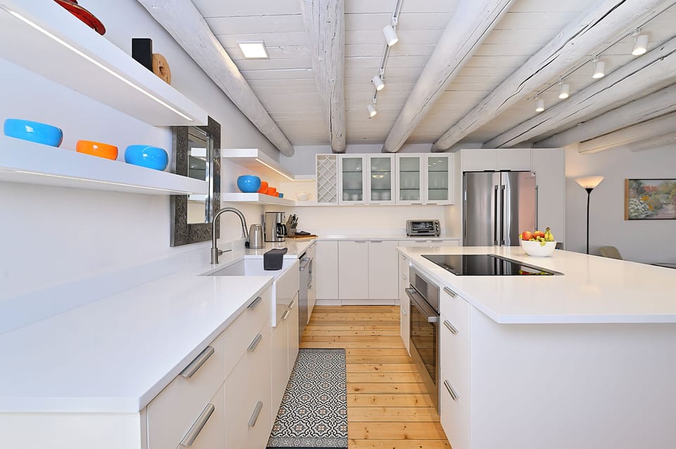 Fully equipped professional kitchen