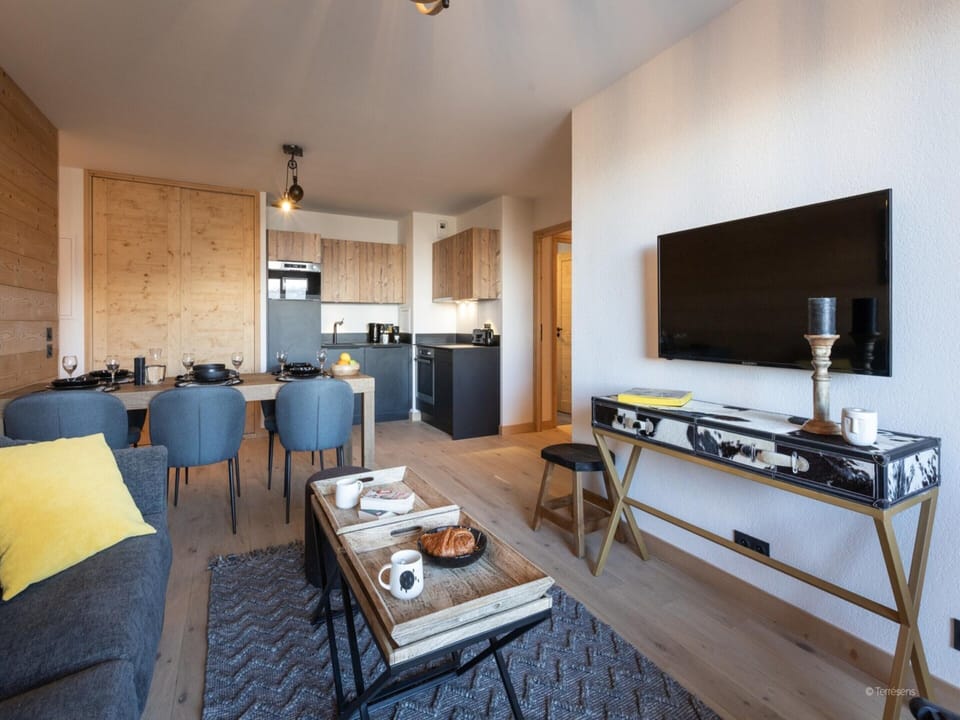 Apartment | Living room