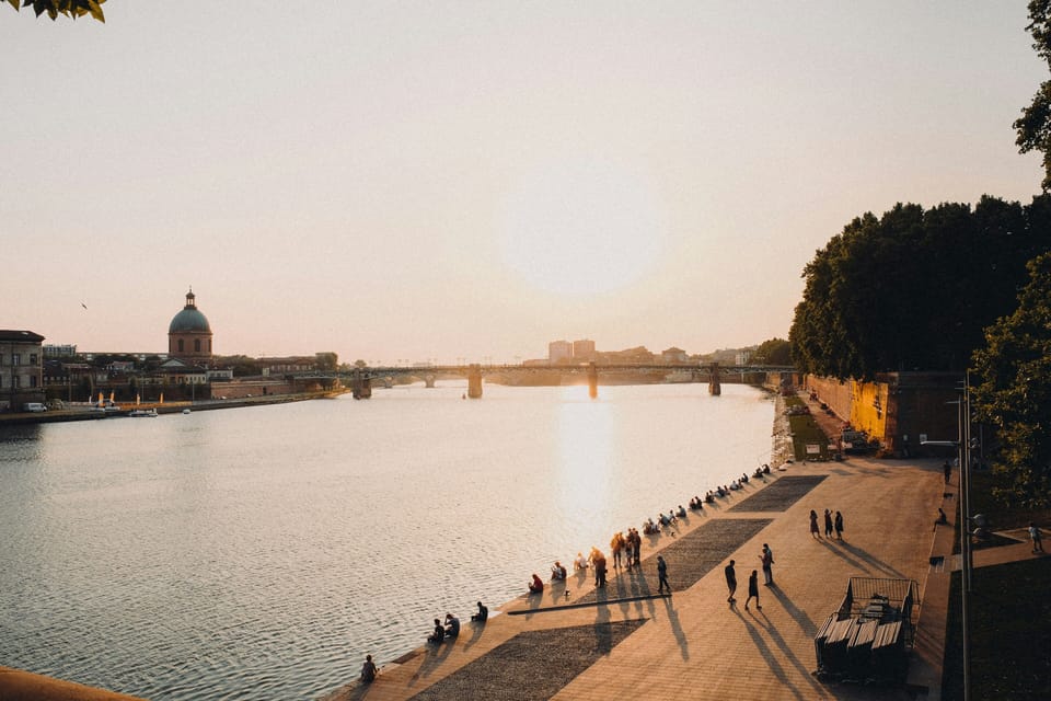 Spend an evening in nearby Toulouse