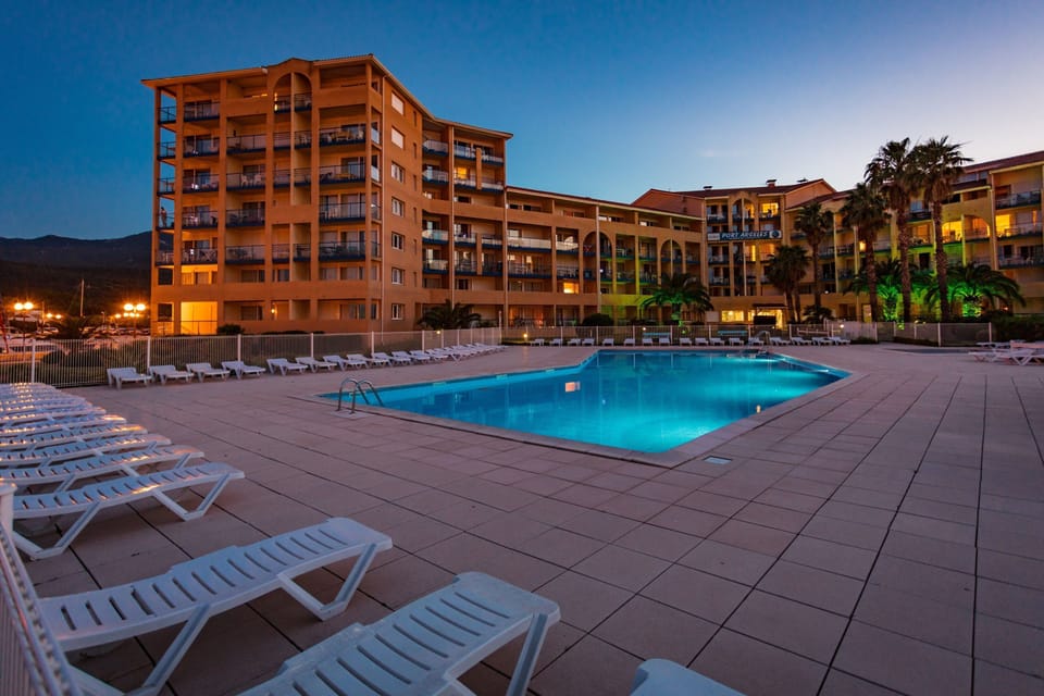 Have fun splashing around in the gorgeous pool.
