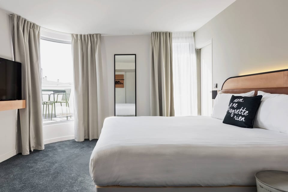 Room, 1 Queen Bed, Balcony | Blackout drapes, travel crib, rollaway beds (free), WiFi (free)