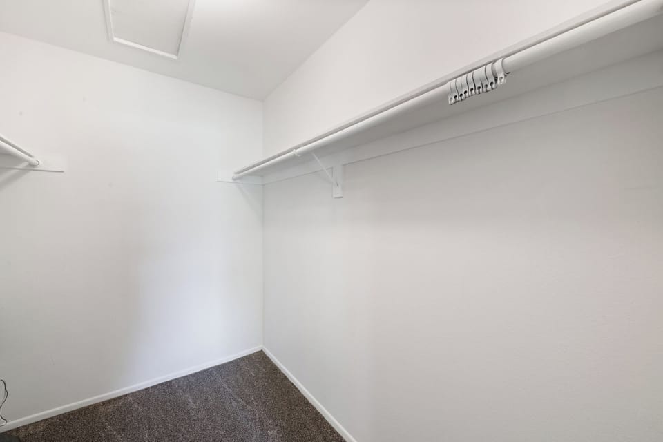 walk in closet