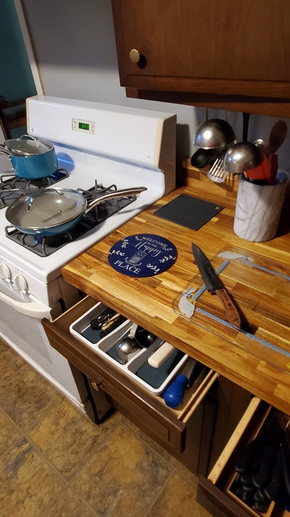 House, Private Bathroom, Mountain View (Angler & Nature's Delight) | Shared kitchen | Highchair