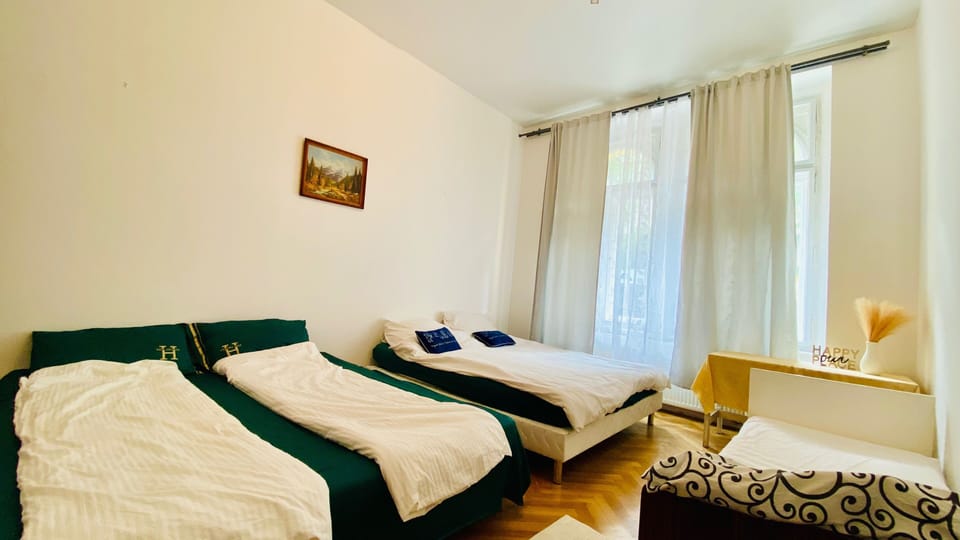 3 bedrooms, free WiFi, bed sheets