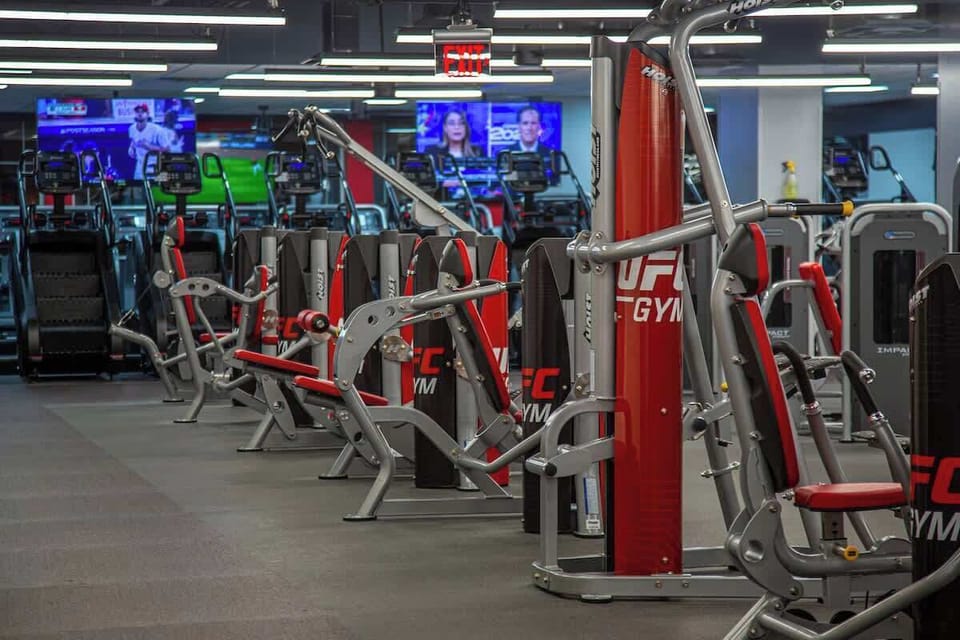 Attached UFC gym access for FREE!