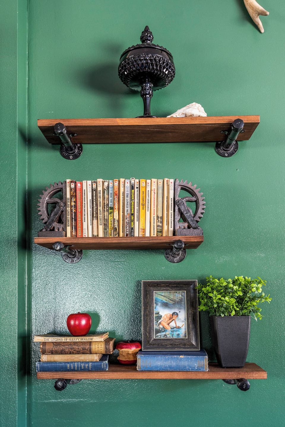 You'll love the small touches throughout this home!