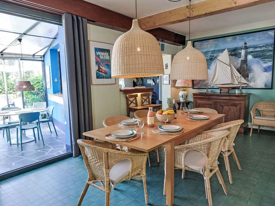 Kitchen / Dining Room