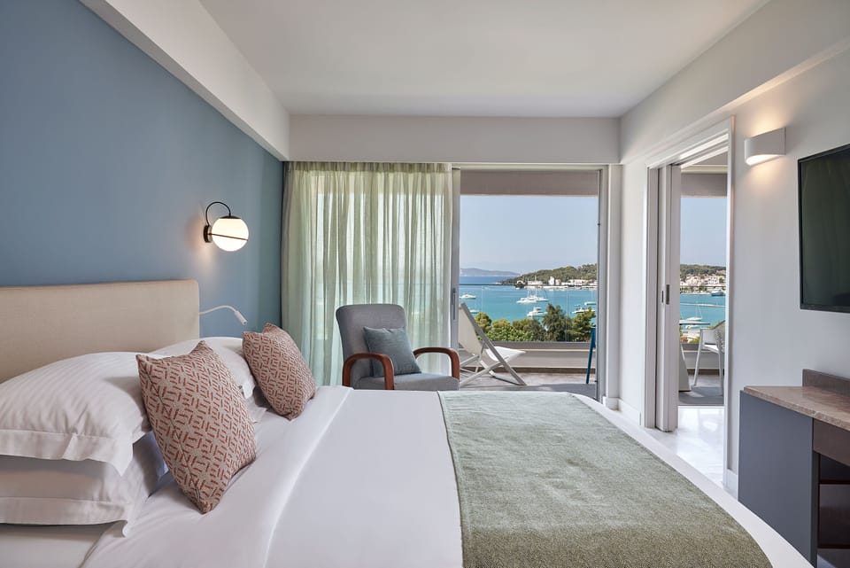 Superior Suite, Sea View (Unlimited) | In-room safe, free WiFi, bed sheets