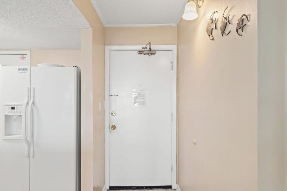 Pinnacle Port Unit C1-303 02