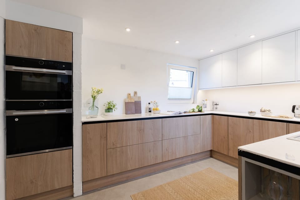Kitchen at Downderlin, Downderry, Cornwall, self catering with Beach Retreats.
