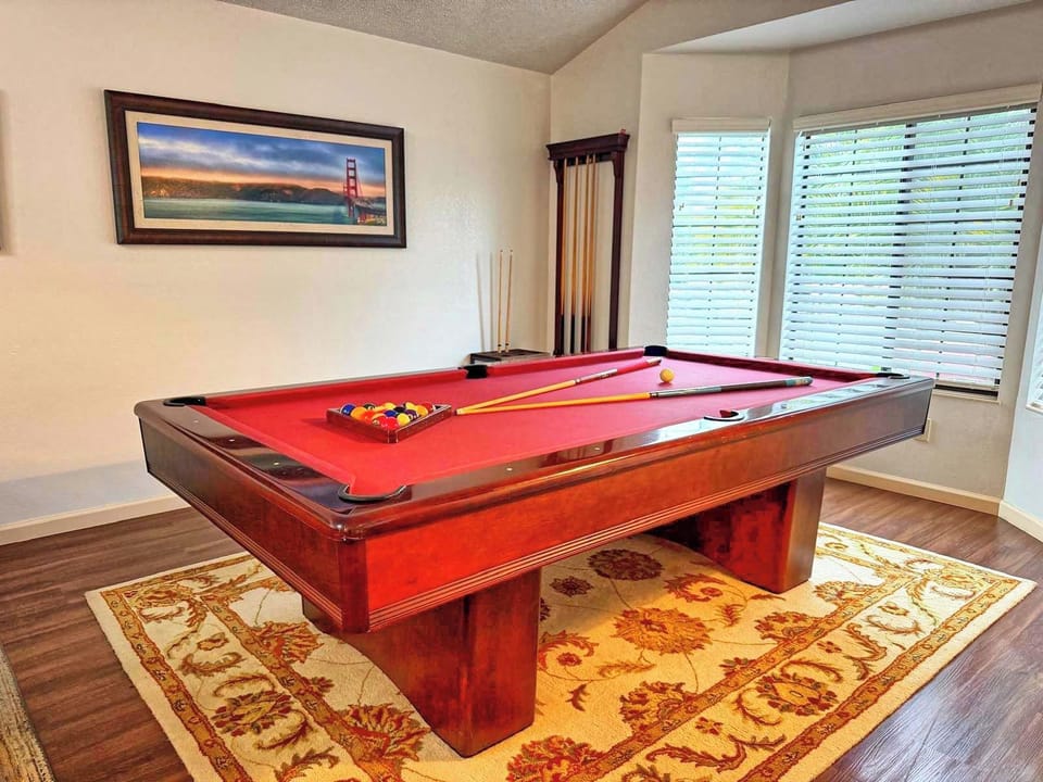 Our home now features a premium pool table, adding a touch of style and entertainment to your Wine Country getaway. Rack ’em up and let the games begin!