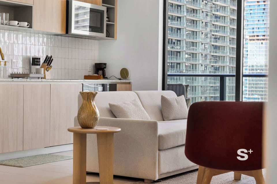 Living/Kitchen