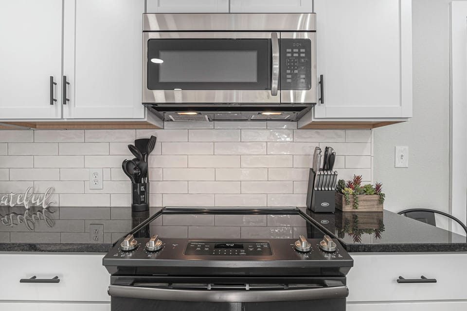Oven/Microwave