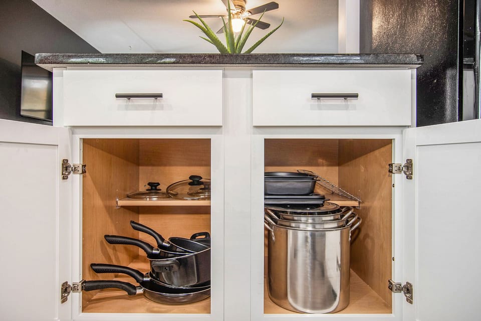 Pots/pans