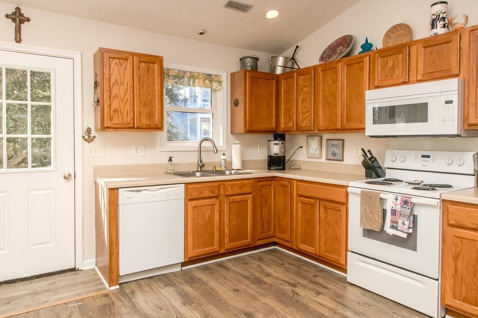 Kitchen II