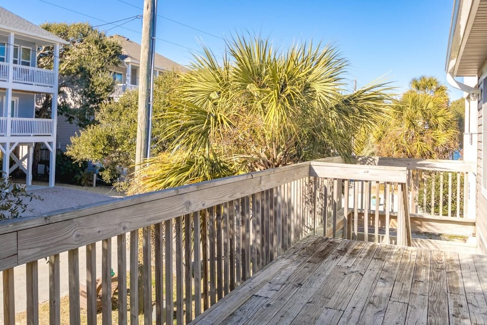 Front Sun Deck