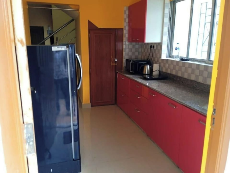 Bungalow, 3 Bedrooms, Balcony, Pool View | Interior