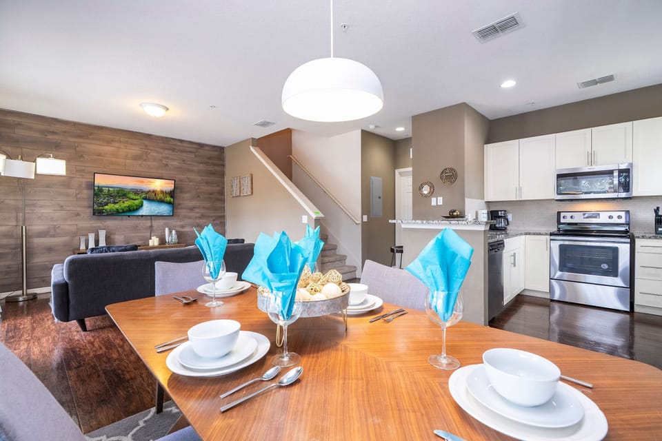 House | 4 bedrooms, Internet