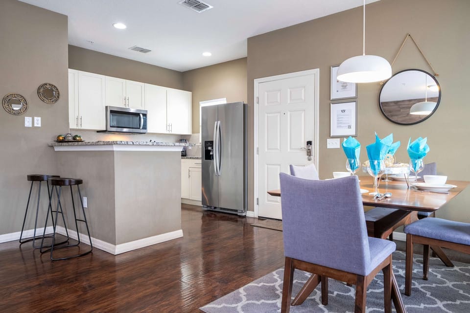 House | 4 bedrooms, Internet