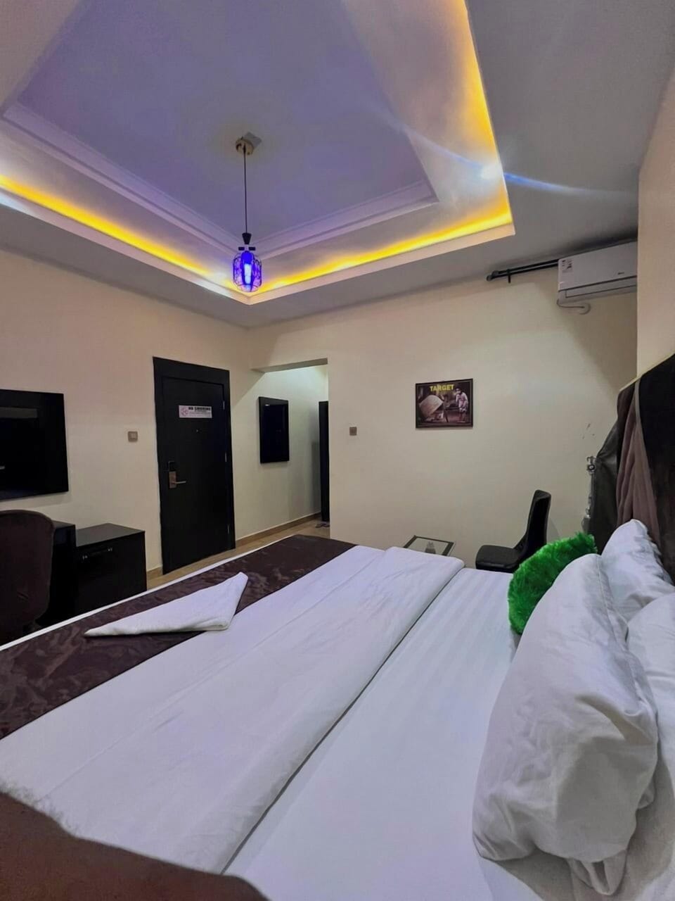 Deluxe Double Room | Desk, laptop workspace, free WiFi, bed sheets