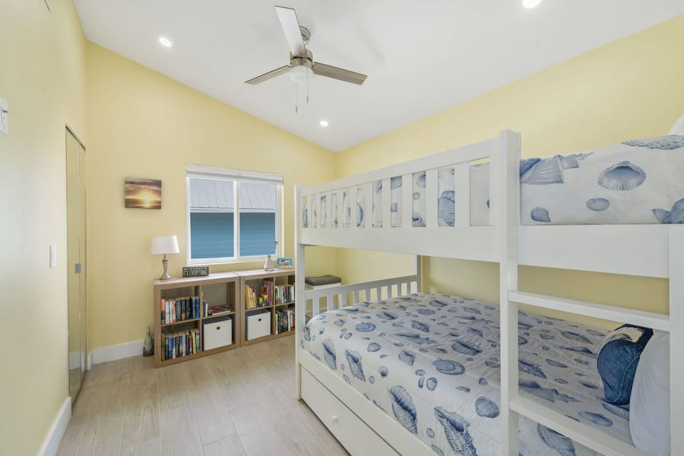 Full over Full Bunk Bed Shell Suite.