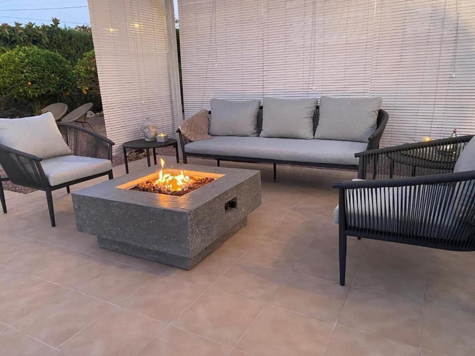 House | Terrace/patio