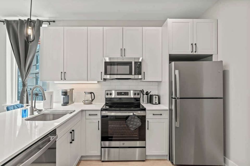 Full Kitchen