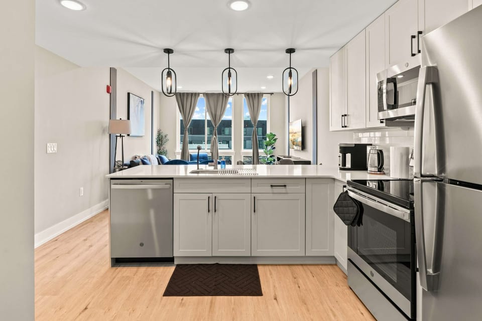 Full Kitchen