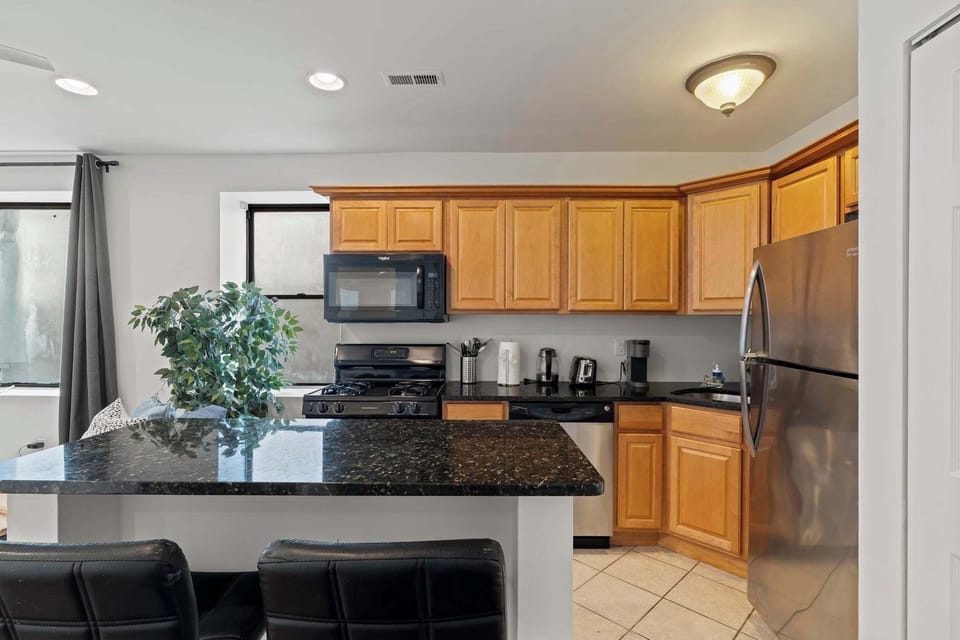Full Kitchen