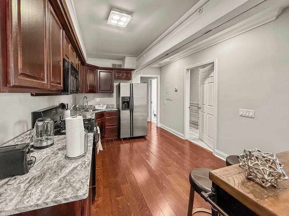 Full Kitchen