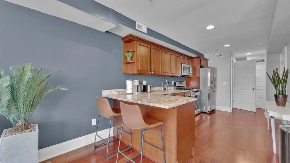 Full Kitchen