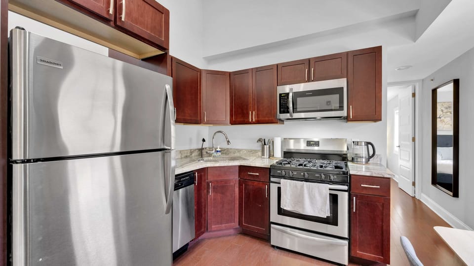 Full Kitchen