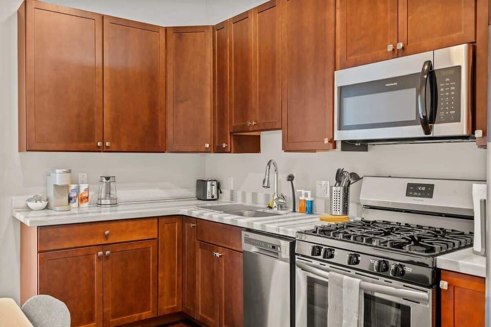 Full Kitchen