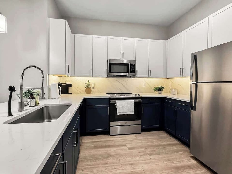 Full Kitchen