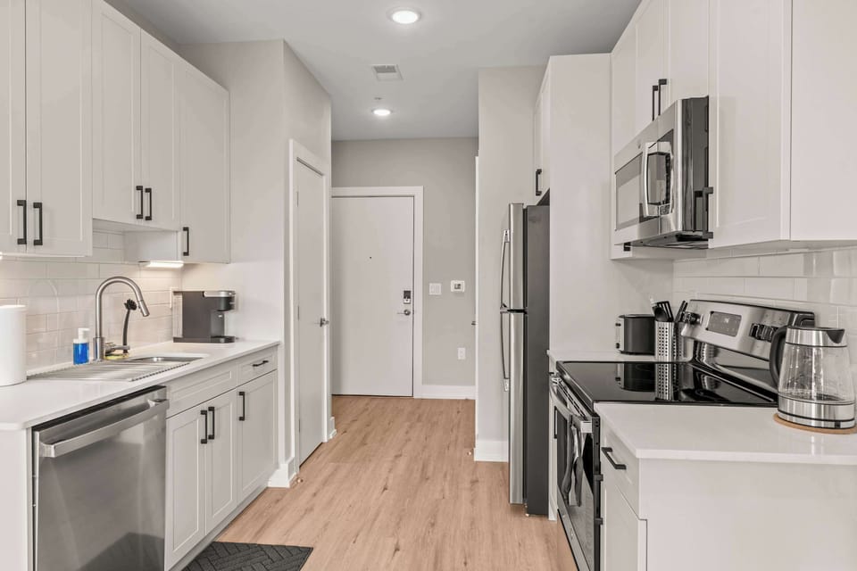 Full Kitchen