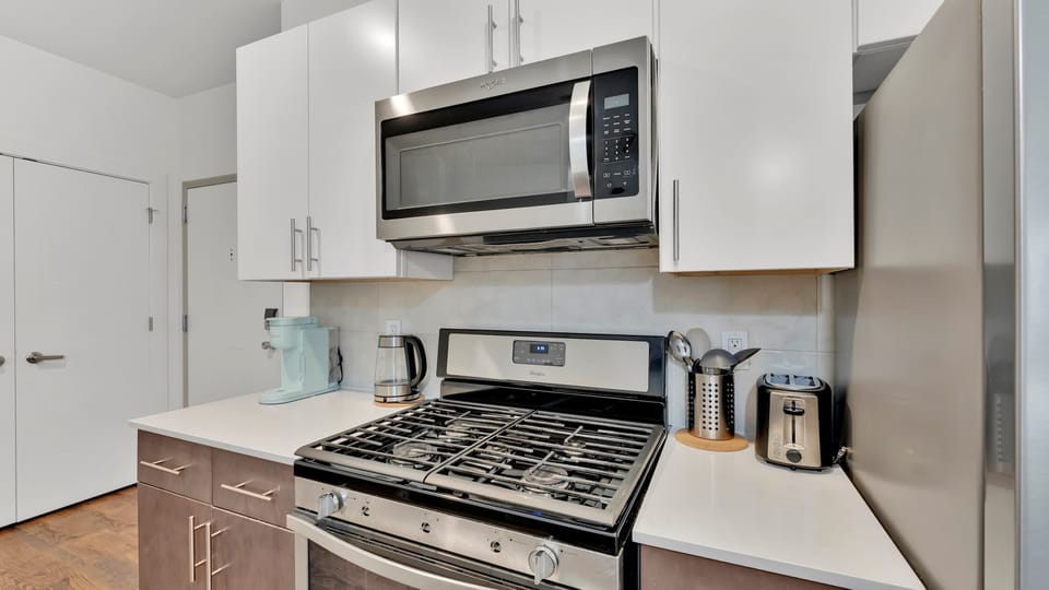 Full Kitchen