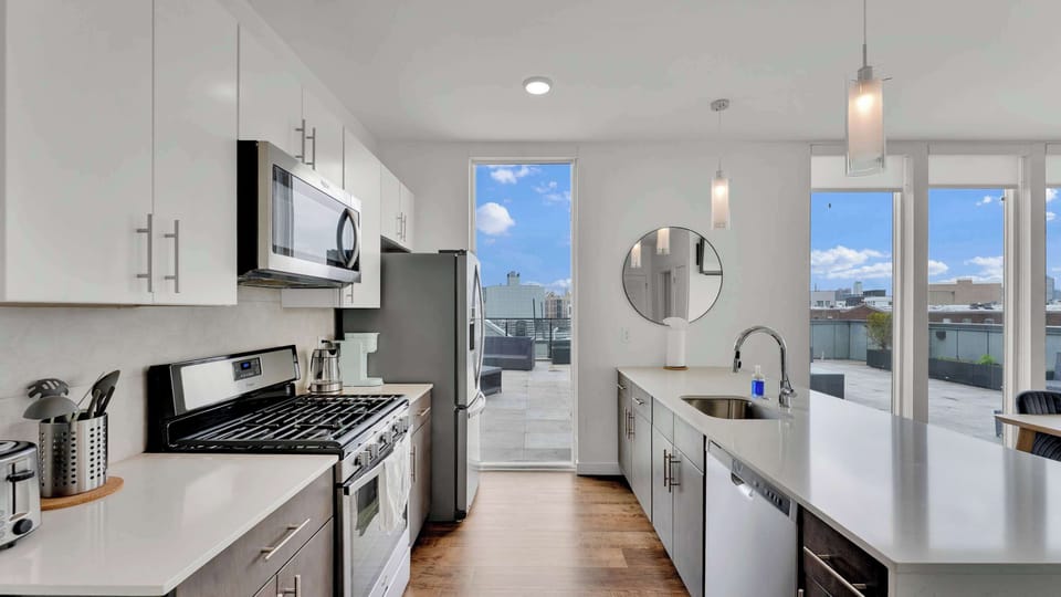 Full Kitchen