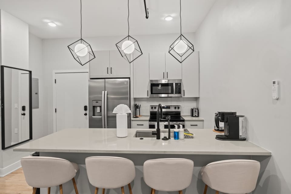 Full Kitchen