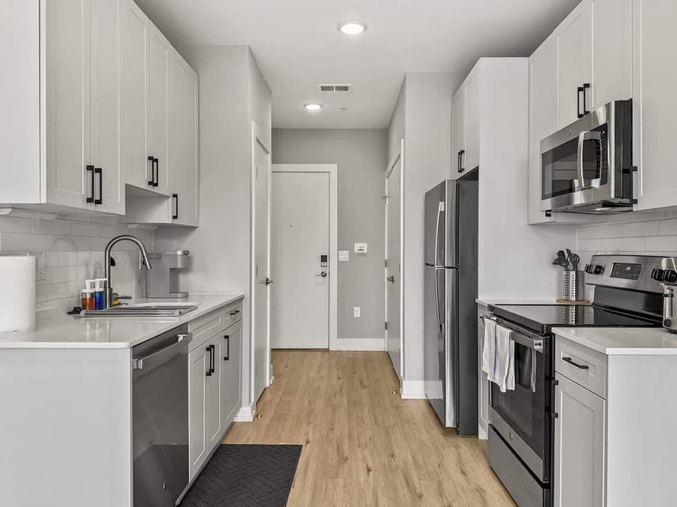 Full Kitchen