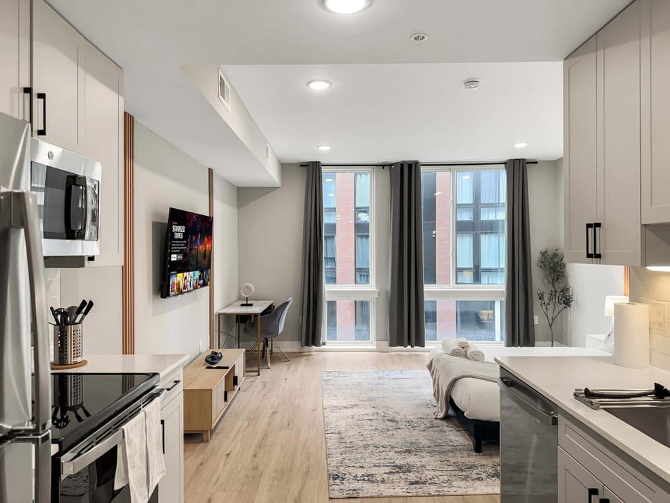 Full Kitchen 