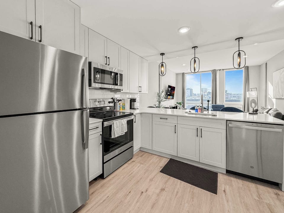Full Kitchen