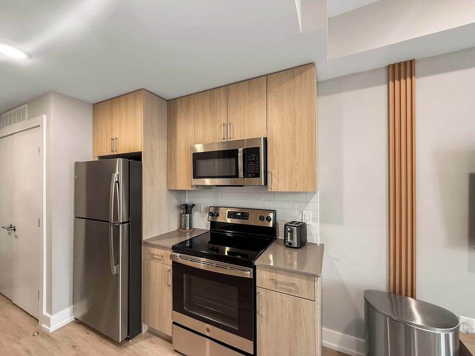 Full Kitchen