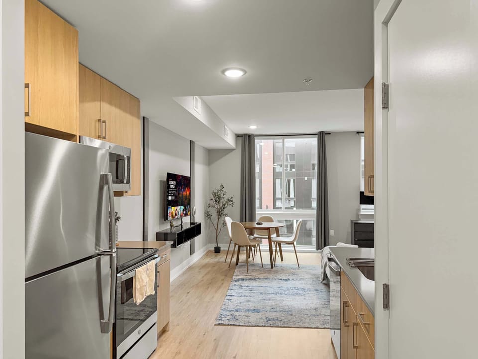 Full Kitchen 
