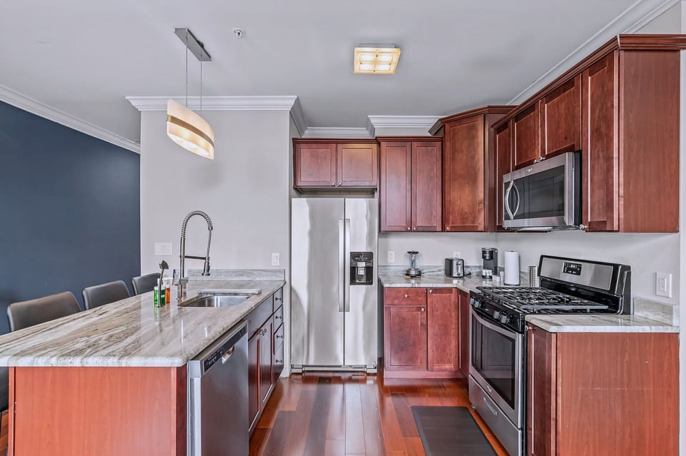 Full Kitchen