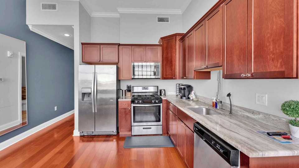 Full Kitchen