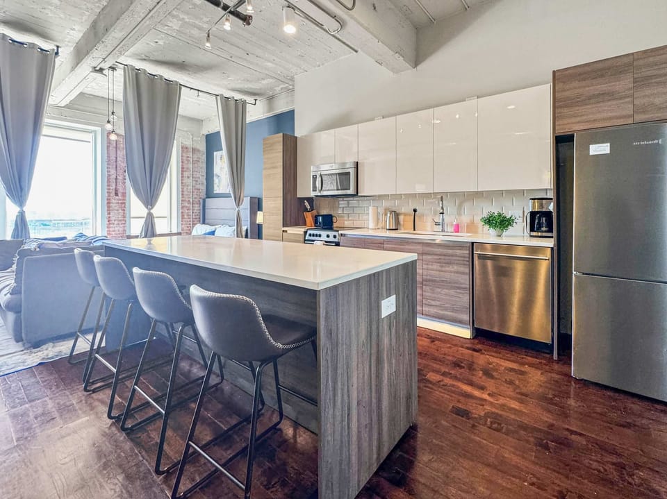 Full Kitchen